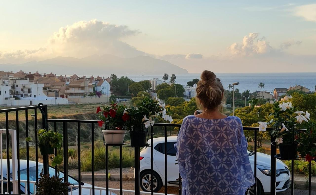 فيلا Sunrise Den, A Pie De Playa, Vista Al Mar Y Piscina El Puerto de Mazarrón المظهر الخارجي الصورة