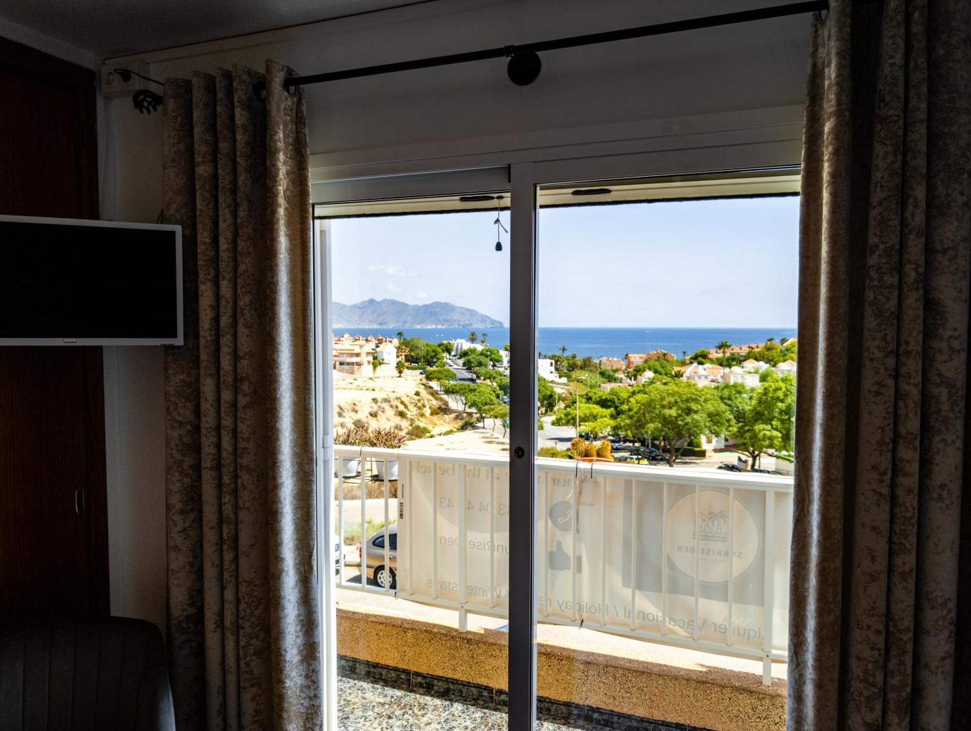 فيلا Sunrise Den, A Pie De Playa, Vista Al Mar Y Piscina El Puerto de Mazarrón المظهر الخارجي الصورة